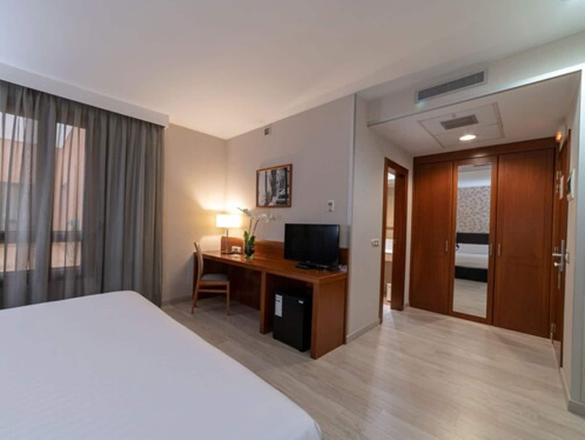 Hotel Plaza Las Matas Las Rozas de Madrid Eksteriør bilde