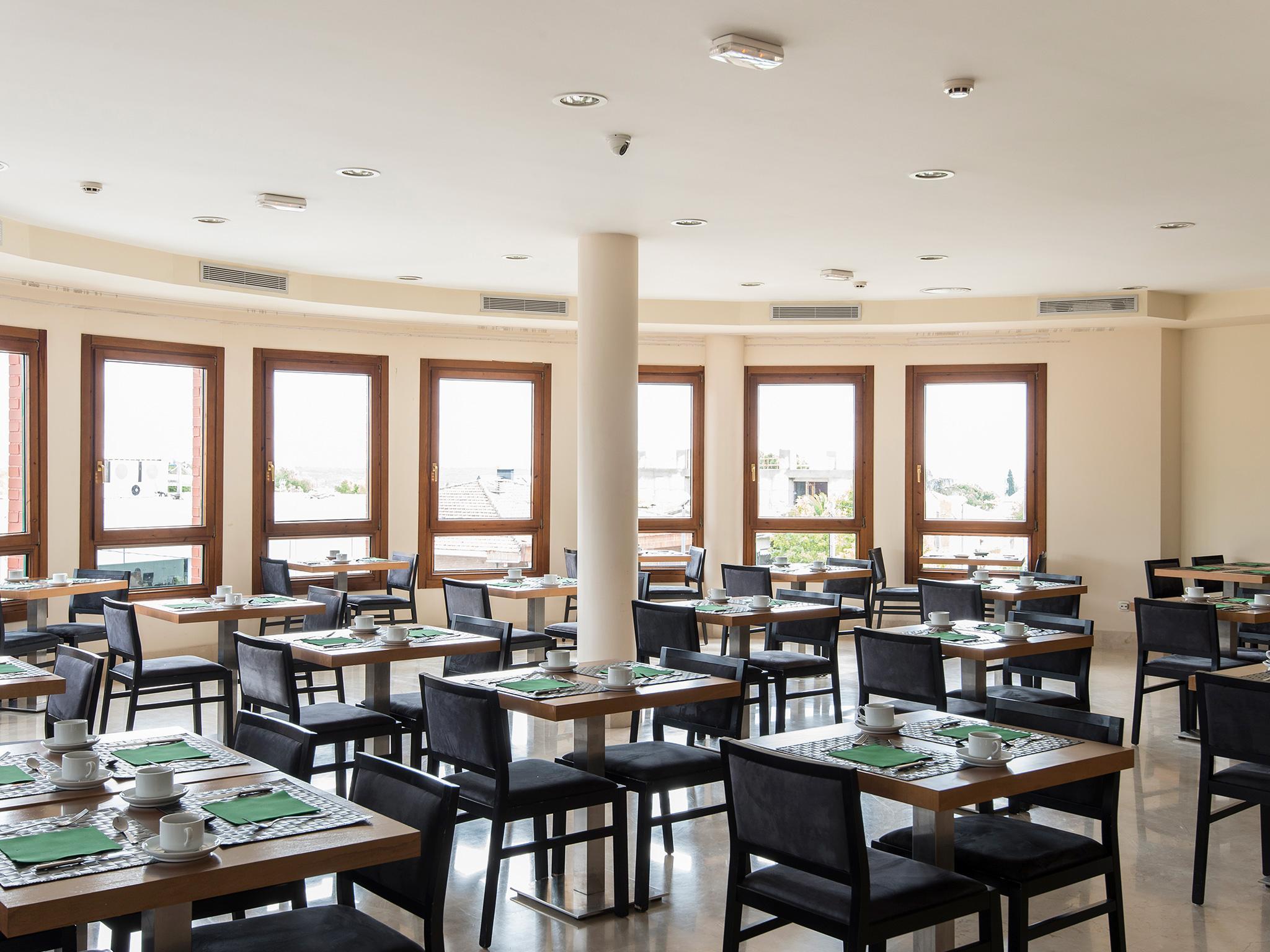 Hotel Plaza Las Matas Las Rozas de Madrid Eksteriør bilde