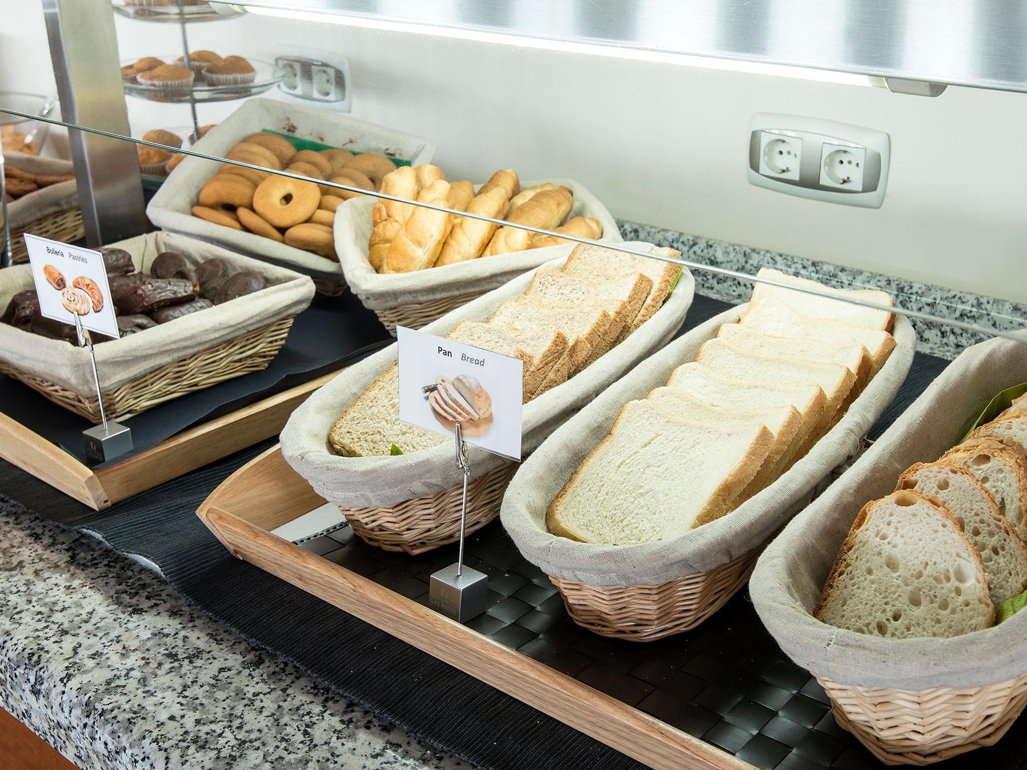Hotel Plaza Las Matas Las Rozas de Madrid Eksteriør bilde