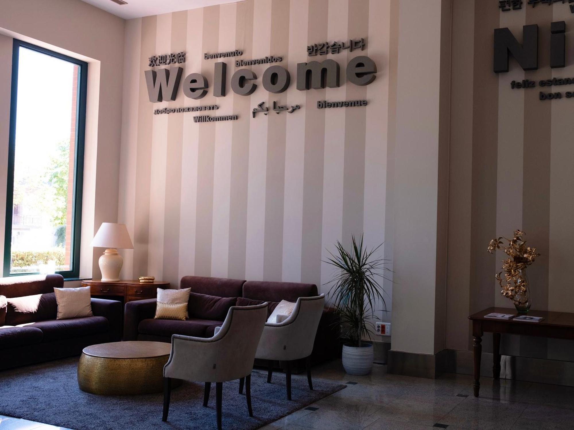 Hotel Plaza Las Matas Las Rozas de Madrid Eksteriør bilde