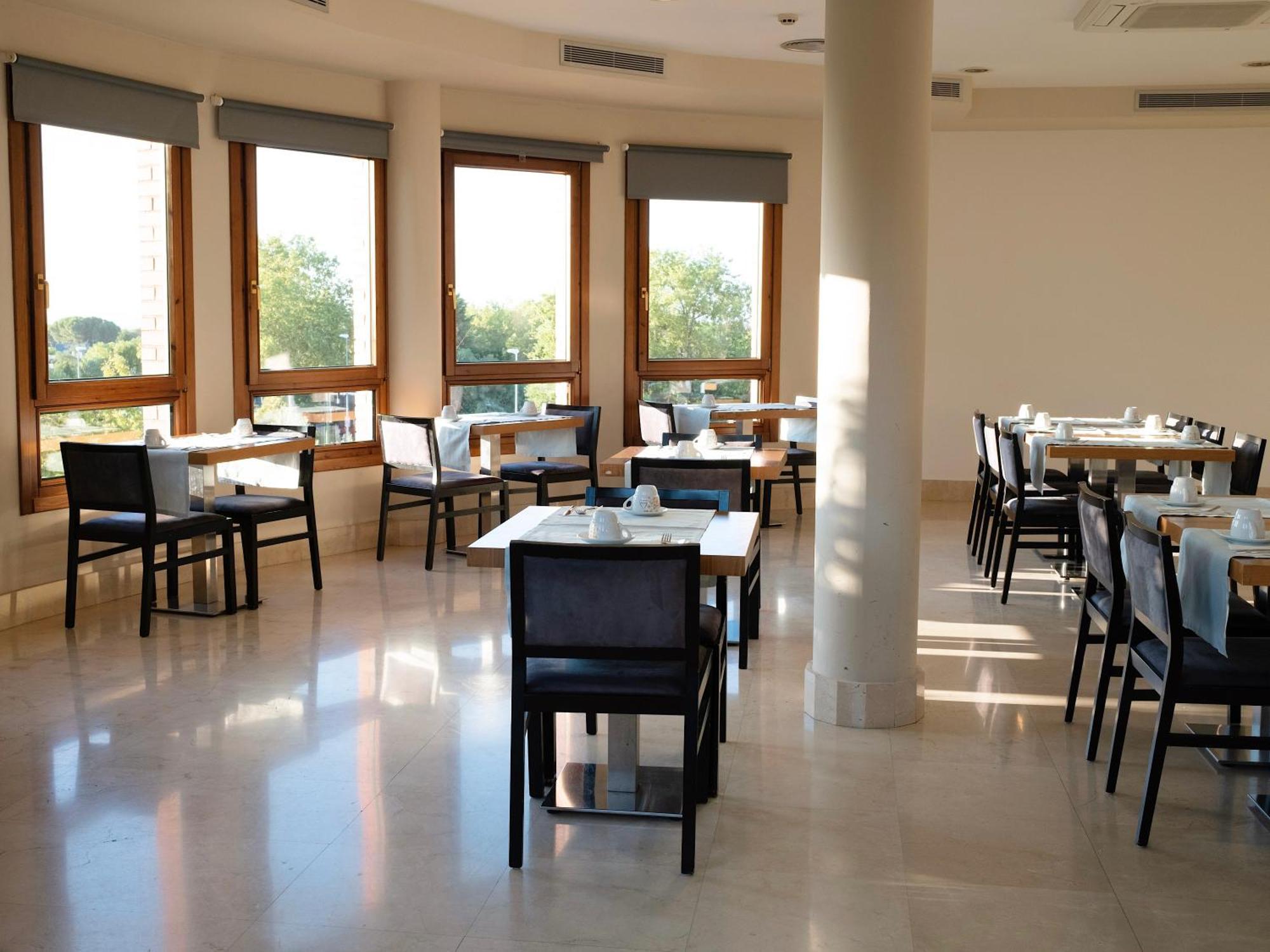 Hotel Plaza Las Matas Las Rozas de Madrid Eksteriør bilde